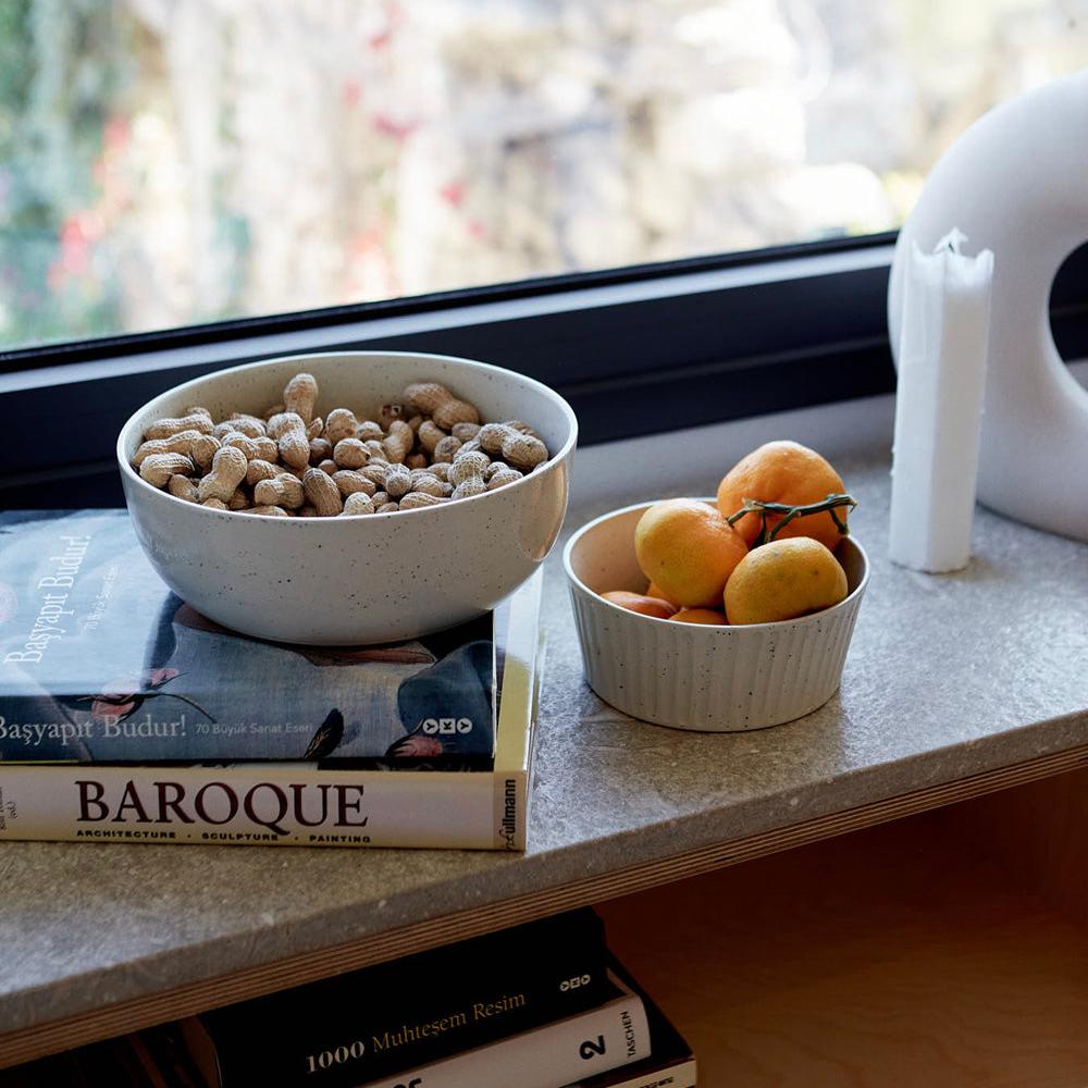 Spots Stoneware Bowl