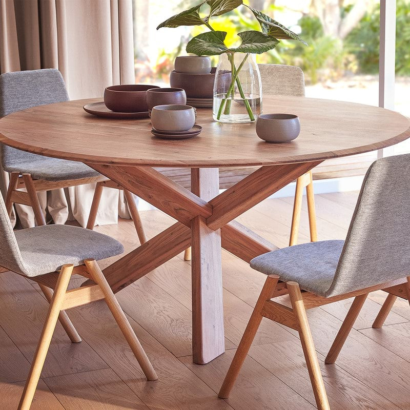 Rejte Round Wooden Dining Table
