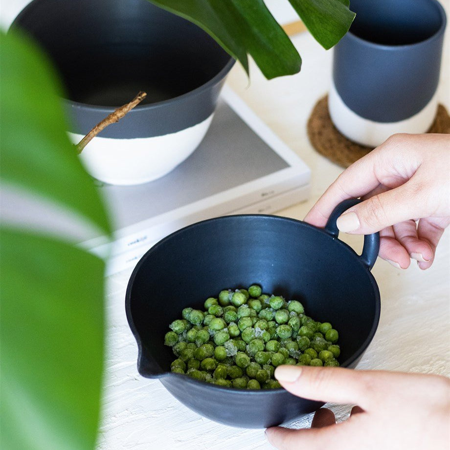 Ceramic Spotted Bowl 850 ml